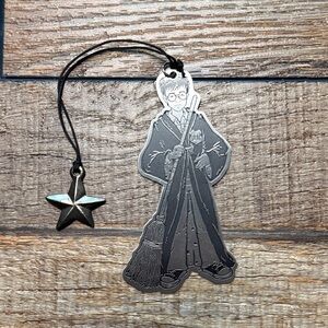 Harry Potter Scholastic Books Die-cut Metal Bookmark